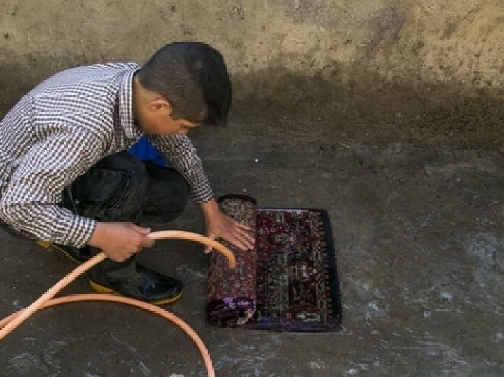 عید و شستشوی سنتی قالی در محلات تبریز