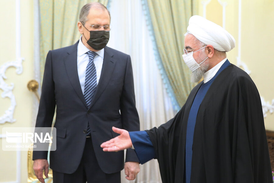 لزوم تسریع در راه اندازی خط تولید واکسن روسی در ایران