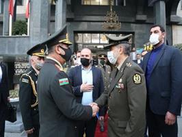وزیر دفاع جمهوری آذربایجان با همتای ایرانی خود دیدار کرد