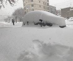 ارتفاع ۳ متری برف در برخی محله‌های تهران