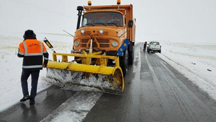 برف روبی 2 هزار کیلومتر از راه‌های آذربایجان‌شرقی 