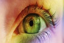 کوری، عوارض خطرناک جراحی زیبایی تغییر رنگ چشم