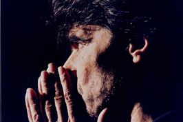 اثری ممنوعه،کتابی که دو حکومت را نگران کرد