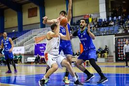  شوک به استقلال؛ ۳ نفر محروم شدند