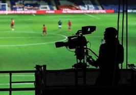 صداوسیما زیر بار پرداخت حق پخش می‌رود؟