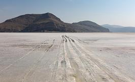 چگونه یک دریاچه به بیابان تبدیل شد؟